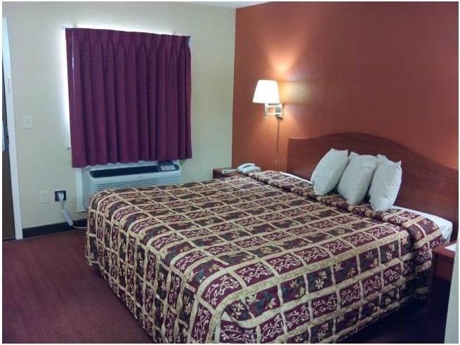 Deluxe Inn Stamford Pokoj fotografie